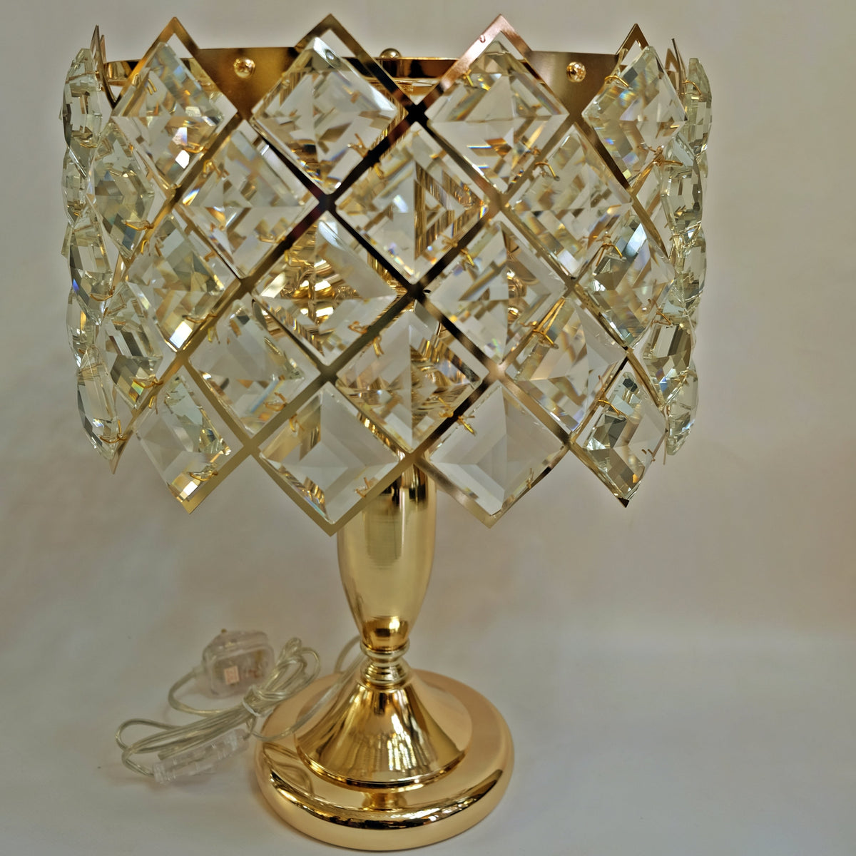 Crystallic Hexagonal thin fitting heavy gold table lamp [5810-3TGD]