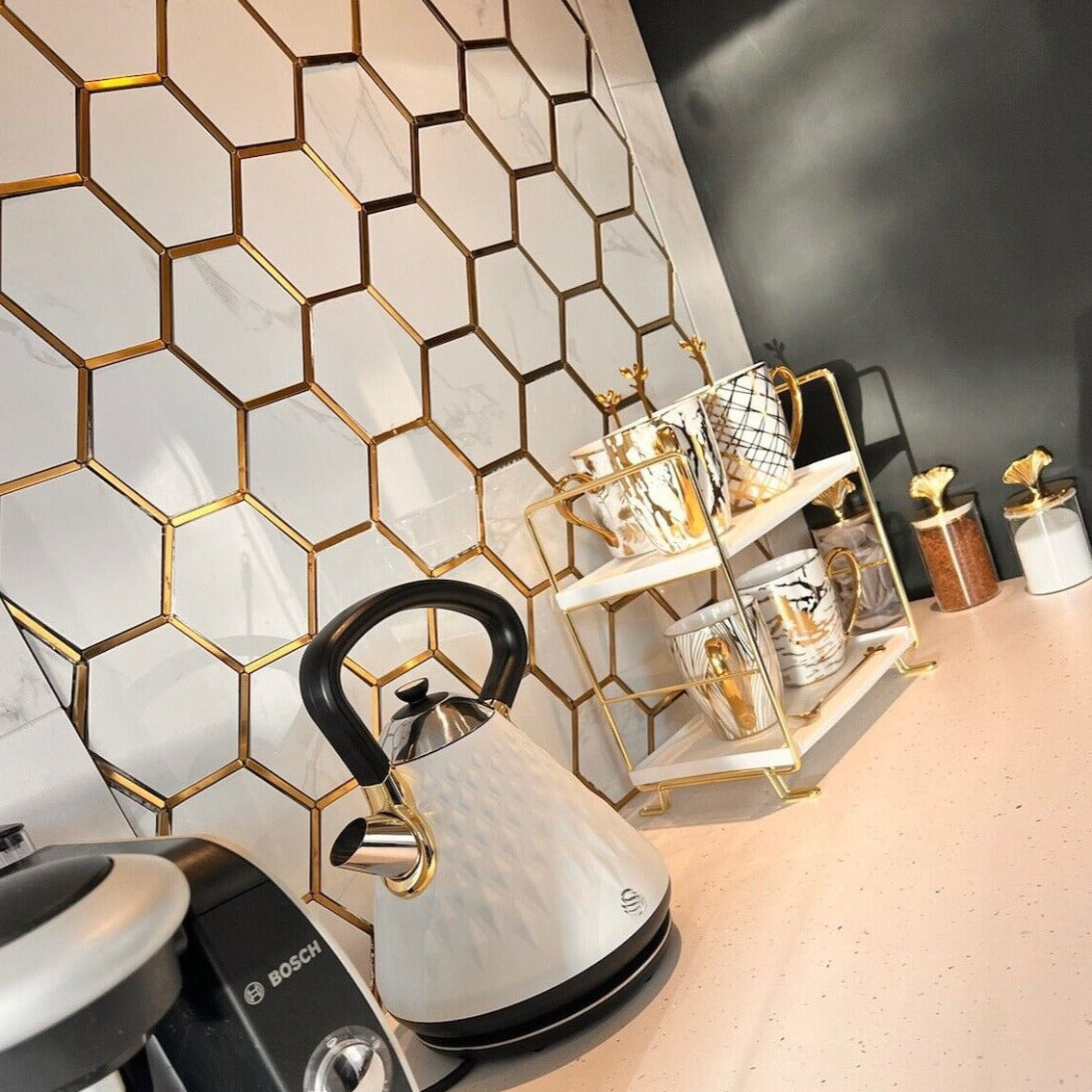 Hexagonal Gold and White Elegant Mosaic Tiles-220*380*8mm